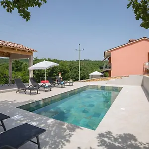 villa-sonja-ripenda-kras.in-istria.net/