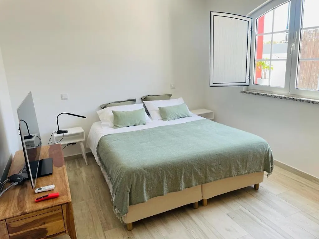 Feelgood Sagres Vegan Homestay